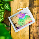 Korttikotelo värikäs hohtava valmistettu Suomessa käsityönä korkista