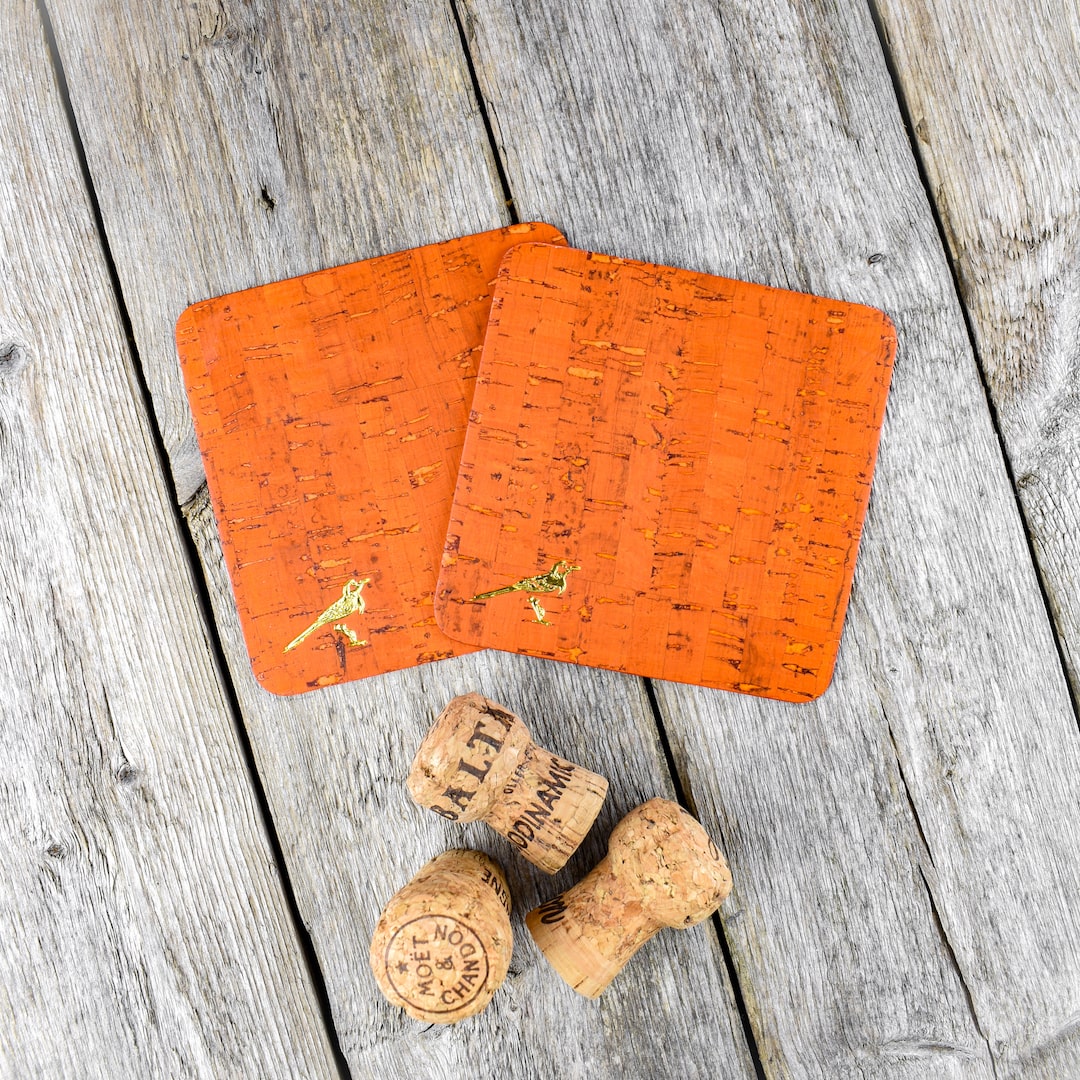 Lasinaluset oranssi valmistettu käsityönä Suomessa