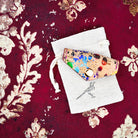 Johdonpidike värikäs valmistettu käsityönä Suomessa