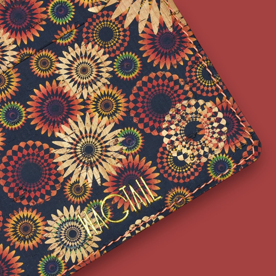 Säilytystasku retro valmistettu Suomessa korkista