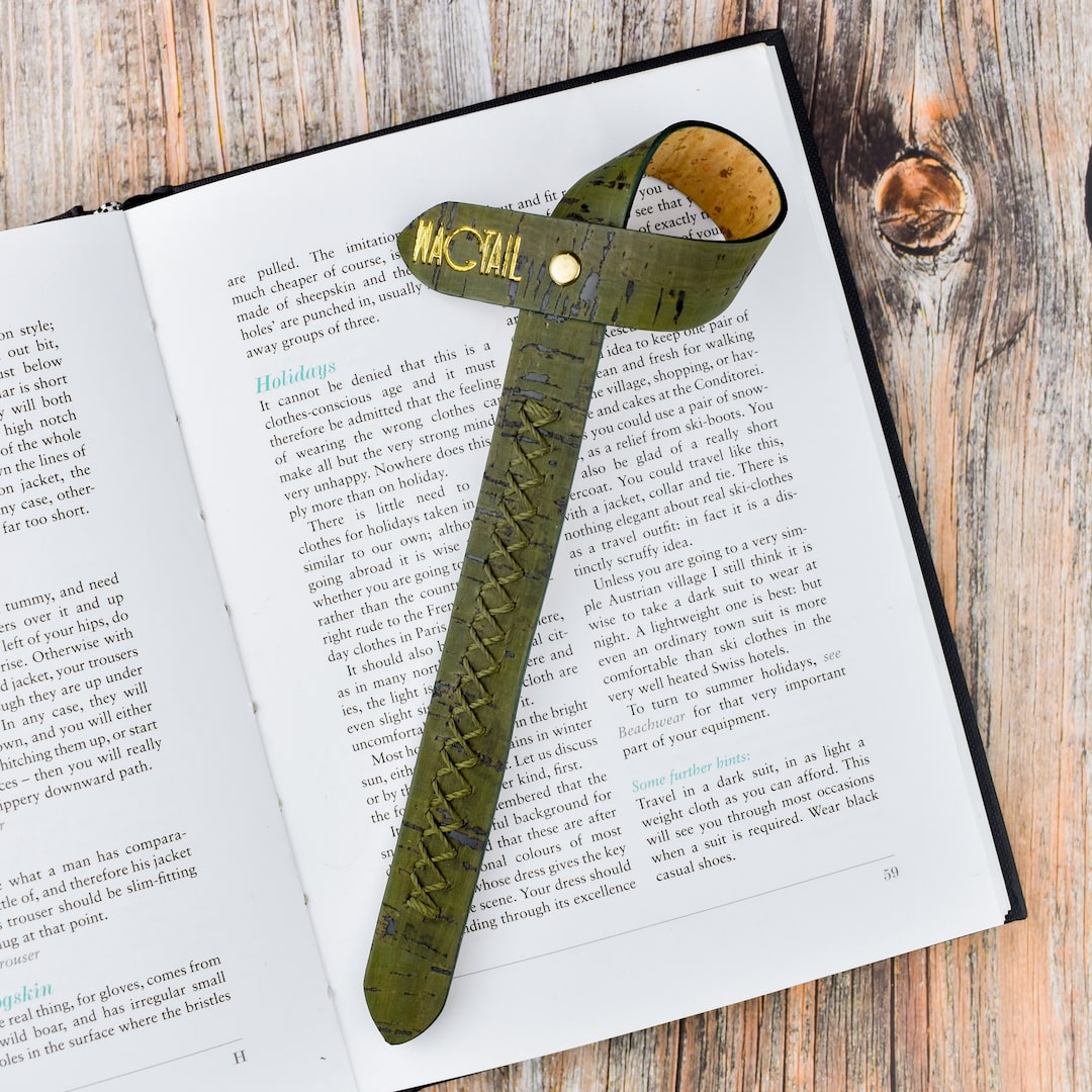 Kirjanmerkki vihreä valmistettu käsityönä Suomessa