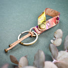 Avainlenkki värikäs valmistettu käsityönä Suomessa