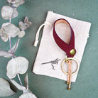 Avainlenkki punainen valmistettu käsityönä Suomessa